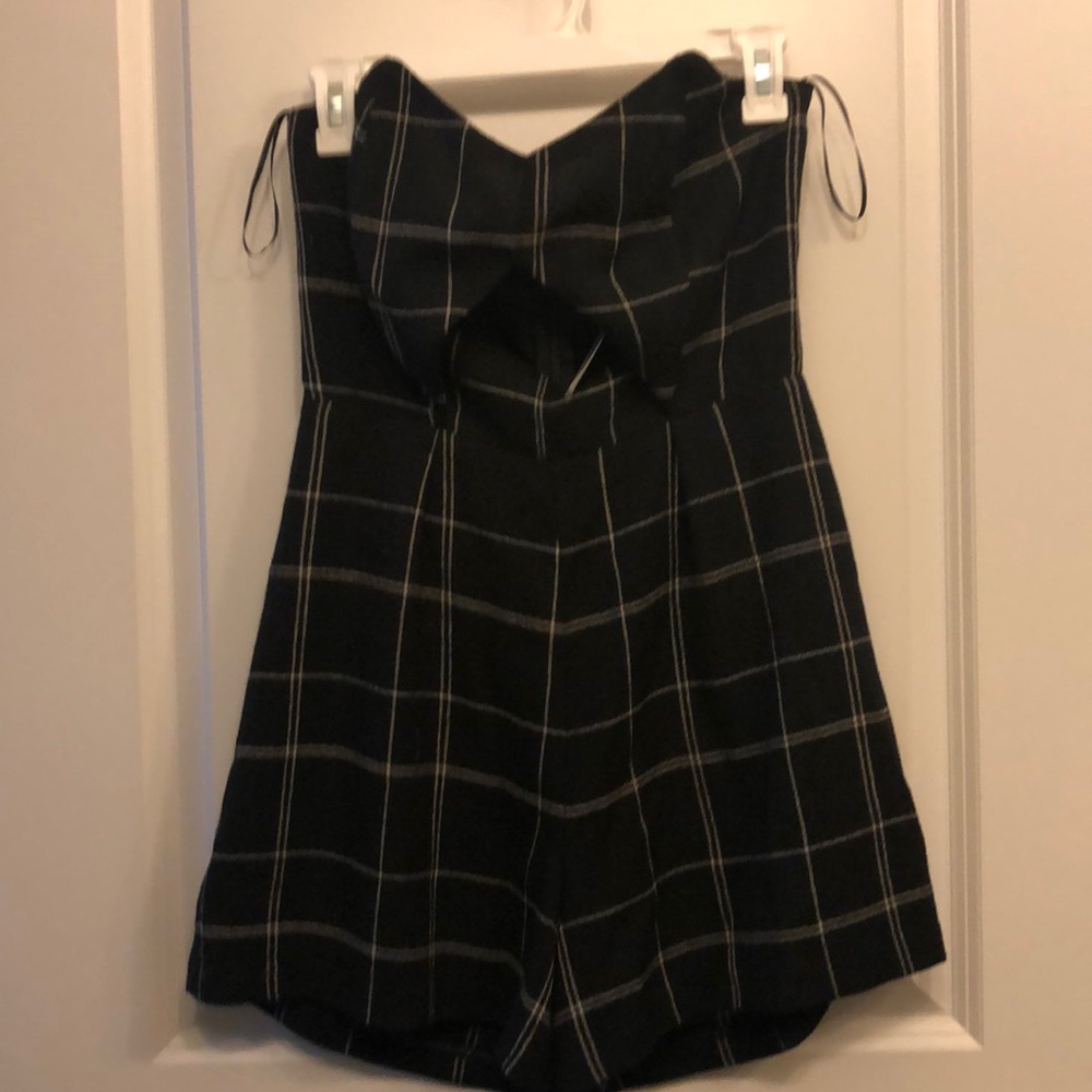 Women’s Romper Size Medium